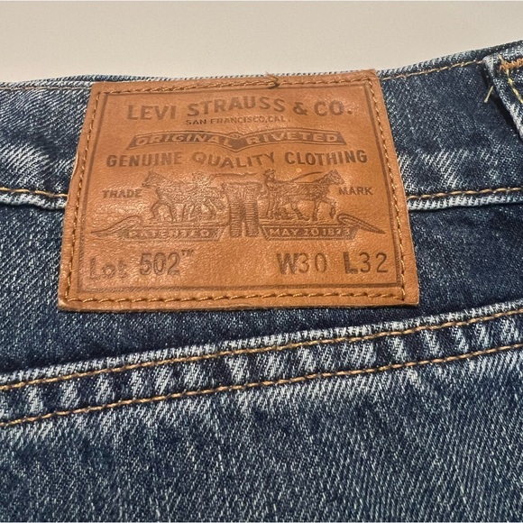 Levi’s 502 Taper Fit Selvedge Jeans - Picture 5 of 8